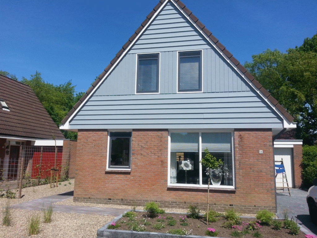PNA Schilders – Buitenschilderwerk aan woning in Winschoten Volledig buitenschilderwerk uitgevoerd door PNA Schilders aan een woning in Winschoten